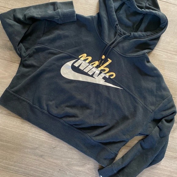 Nike Crop Hoodie - Picture 1 of 3